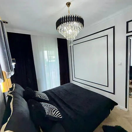 Διαμέρισμα Just Unique Black *