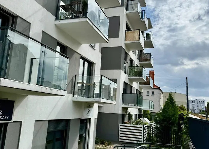 Just Unique Black * Poznan